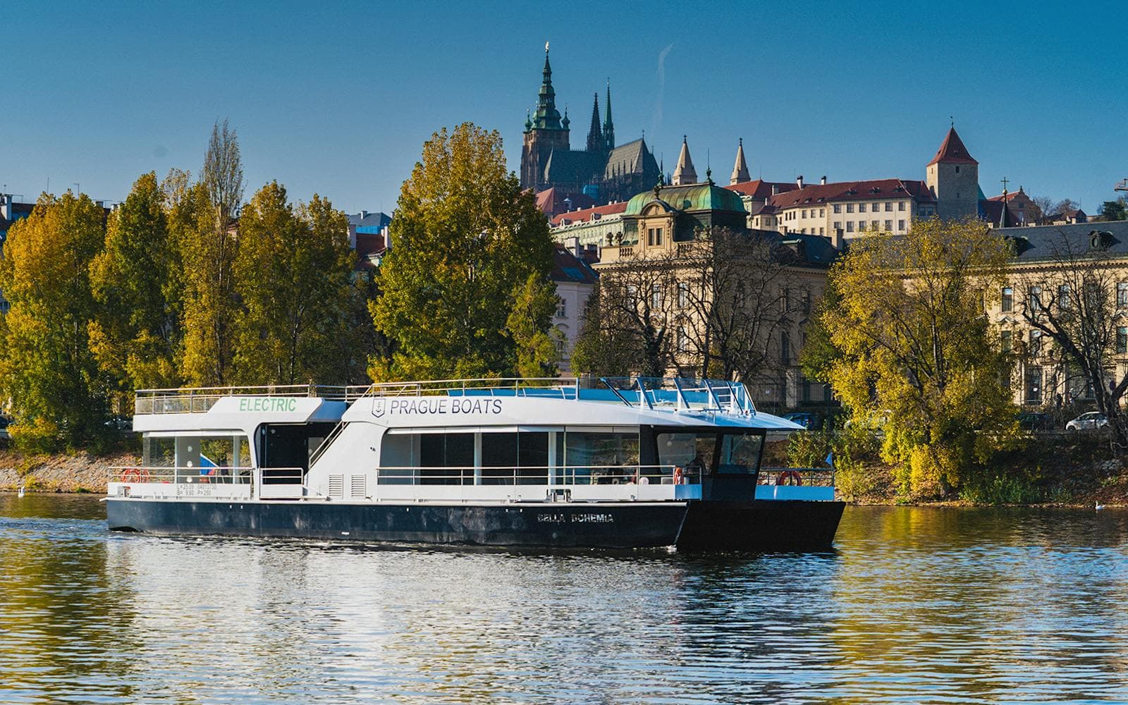 City Sightseeing: hop-on hop-off bustour door Praag met optionele boottocht
- image 5