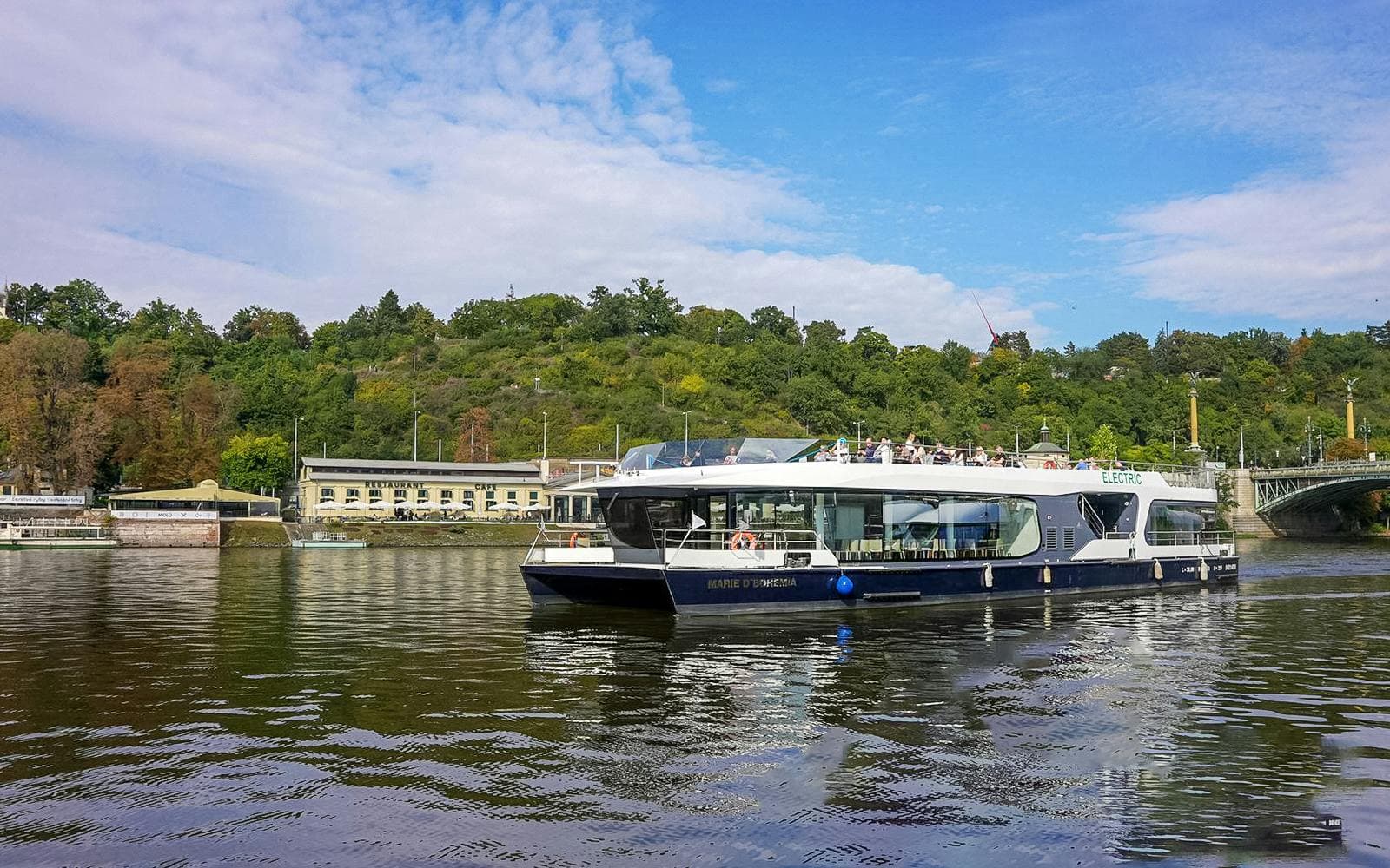 Crociera panoramica sul fiume Moldava a Praga - image 7