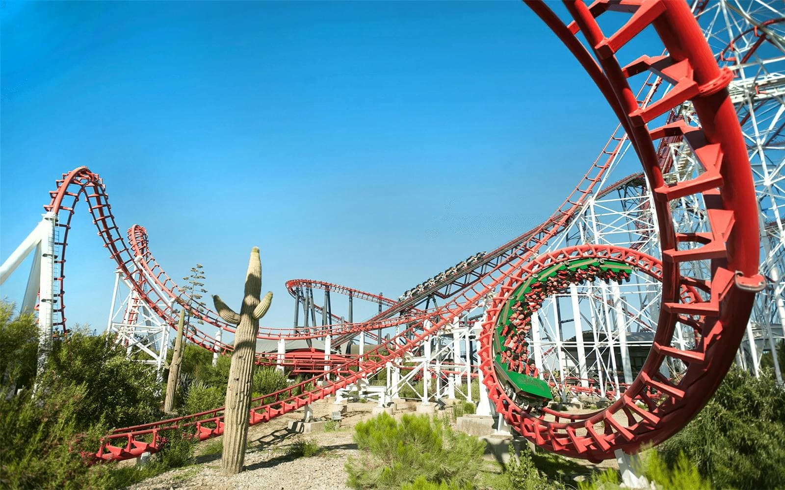 Six Flags Magic Mountain Tickets - image 6