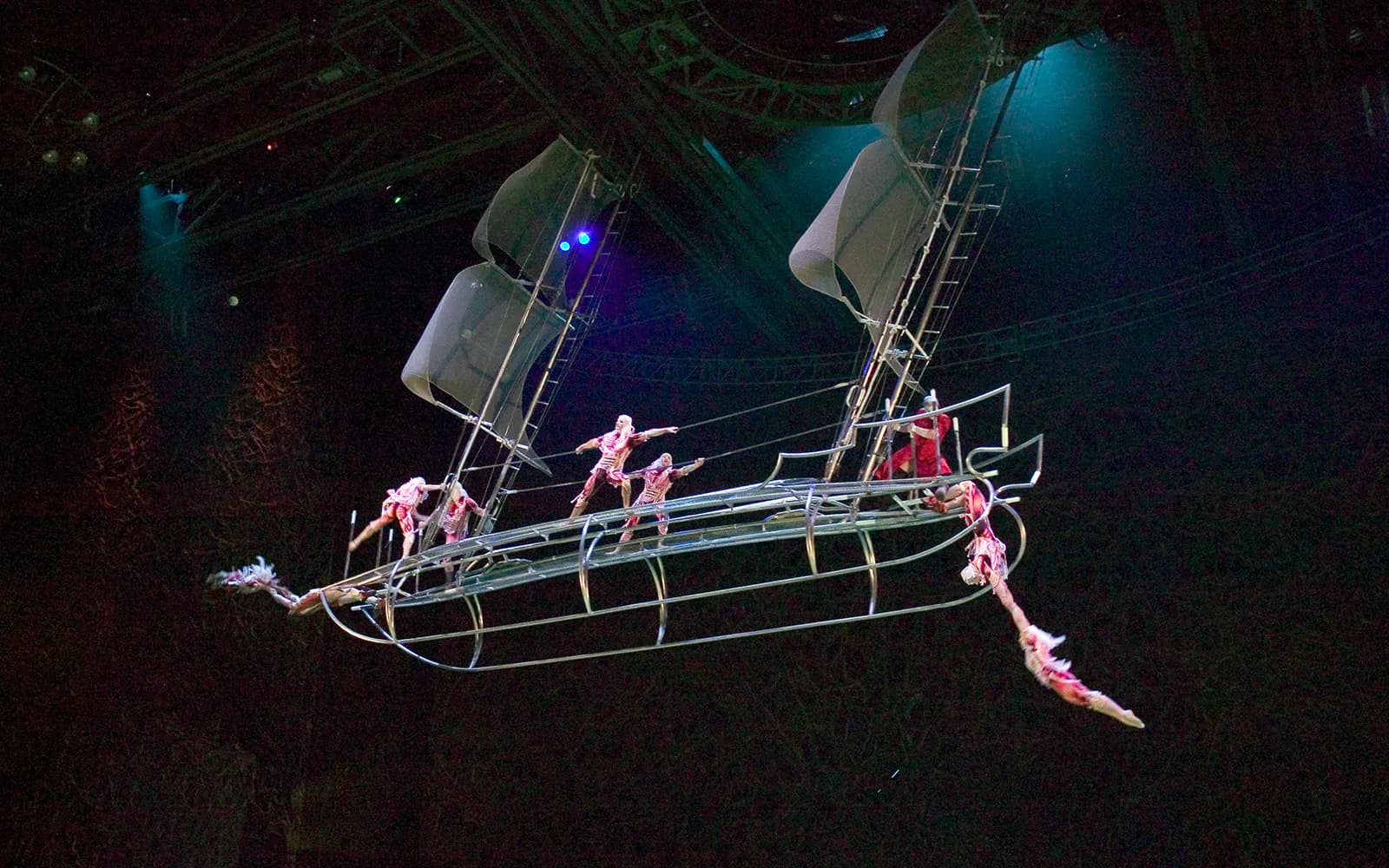 Cirque du Soleil „O“: Las Vegas - image 10