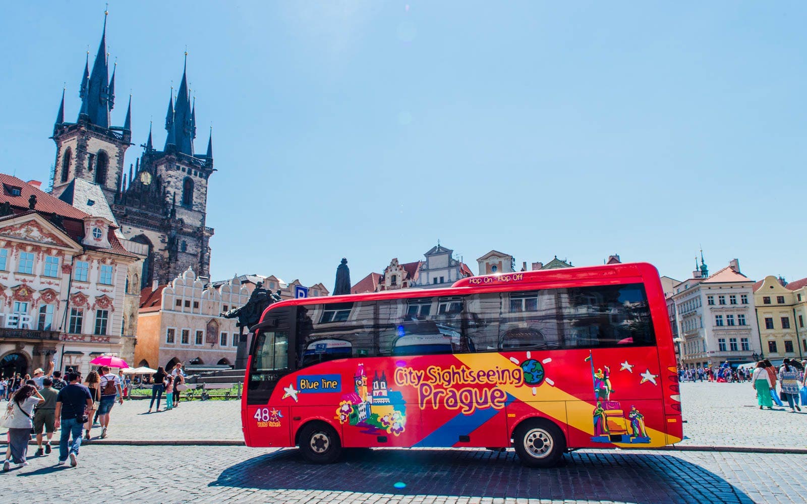 City Sightseeing: hop-on hop-off bustour door Praag met optionele boottocht
- image 9