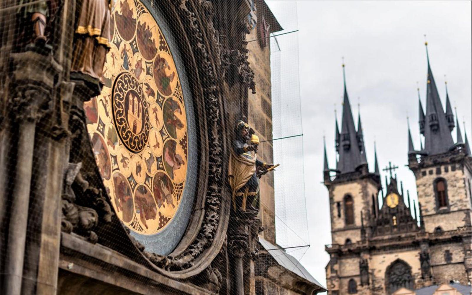 Visite guidée avec accès prioritaire à l'horloge astronomique de Prague - image 9